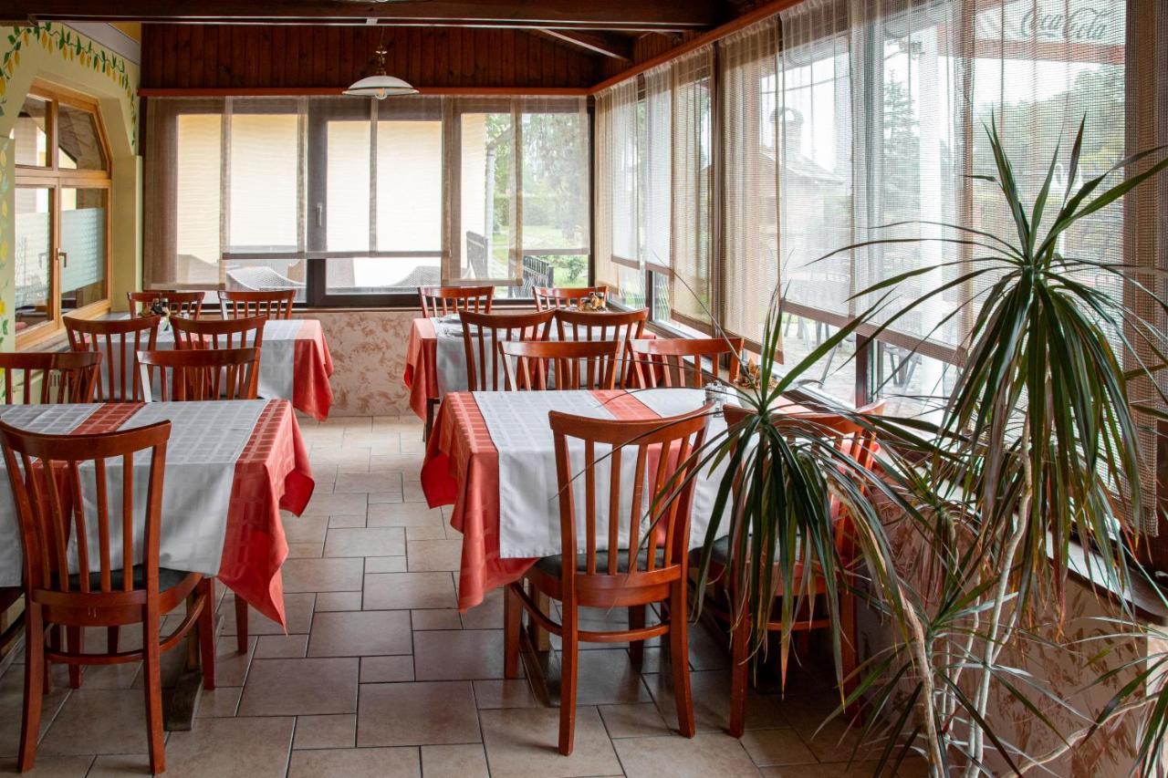 Hotel Zeta Lenti Exteriör bild