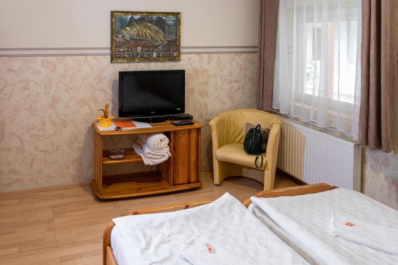 Hotel Zeta Lenti Exteriör bild